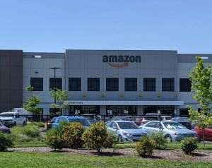 Amazon lansează un nou robot pentru depozite